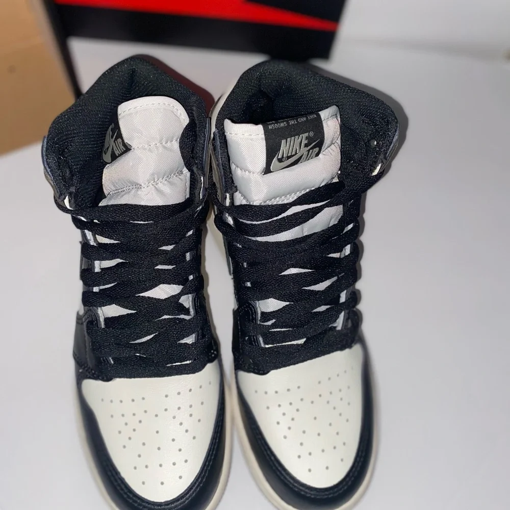 AIR JORDAN 1 Retro High‎ Dark Mocha